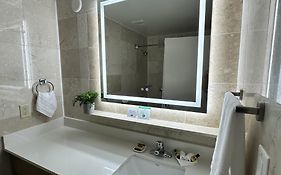 Best Western Plus Atlantic Beach Resort